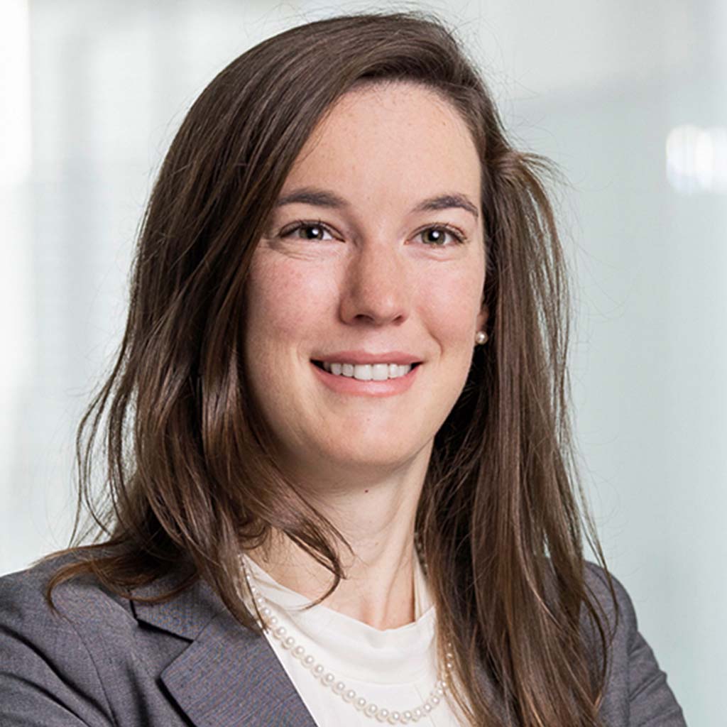 Lauren Howe Portrait View