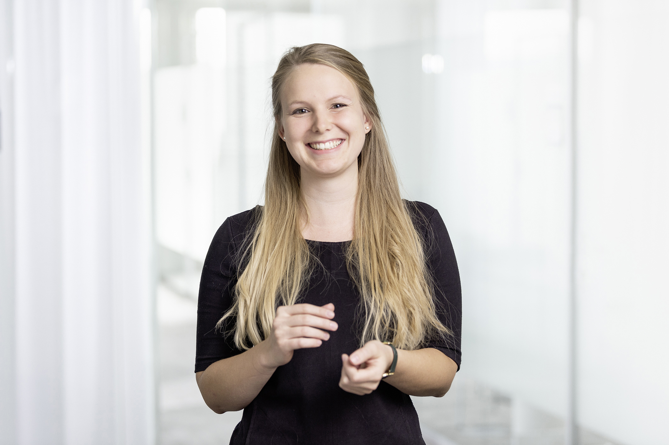 Leonie Hentrup Portrait View